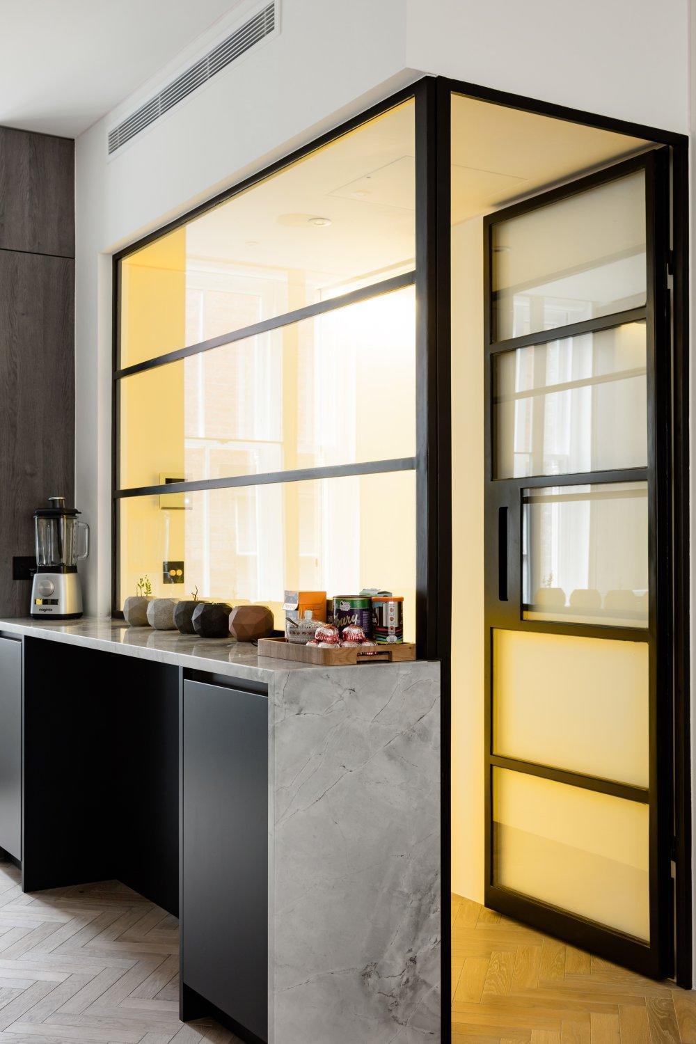 Modern Apartment & Rooms At Charing Cross Londra Dış mekan fotoğraf