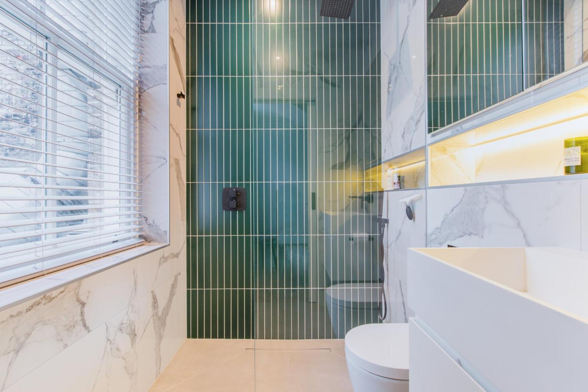 Modern Apartment & Rooms At Charing Cross Londra Dış mekan fotoğraf