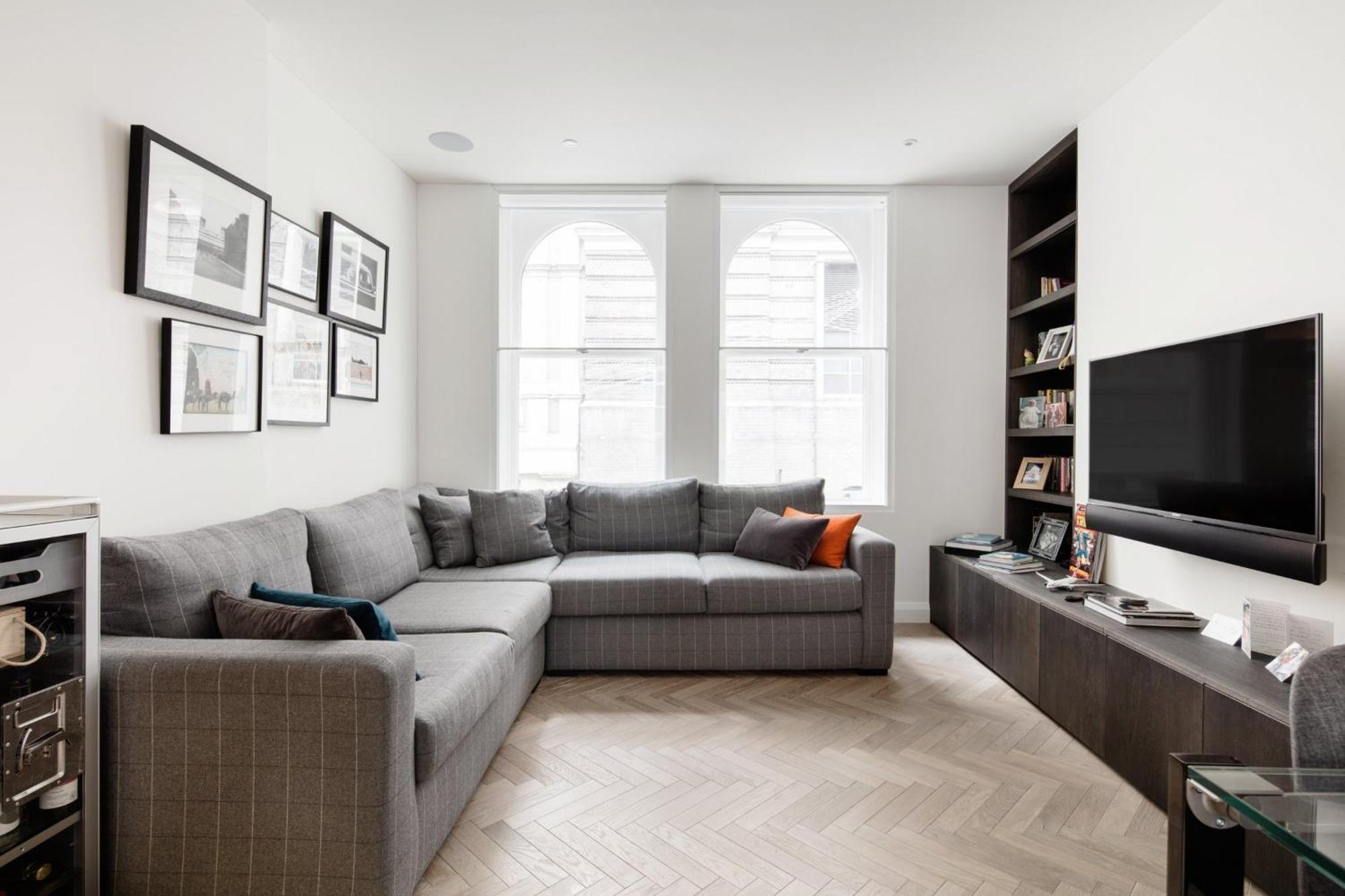 Modern Apartment & Rooms At Charing Cross Londra Dış mekan fotoğraf